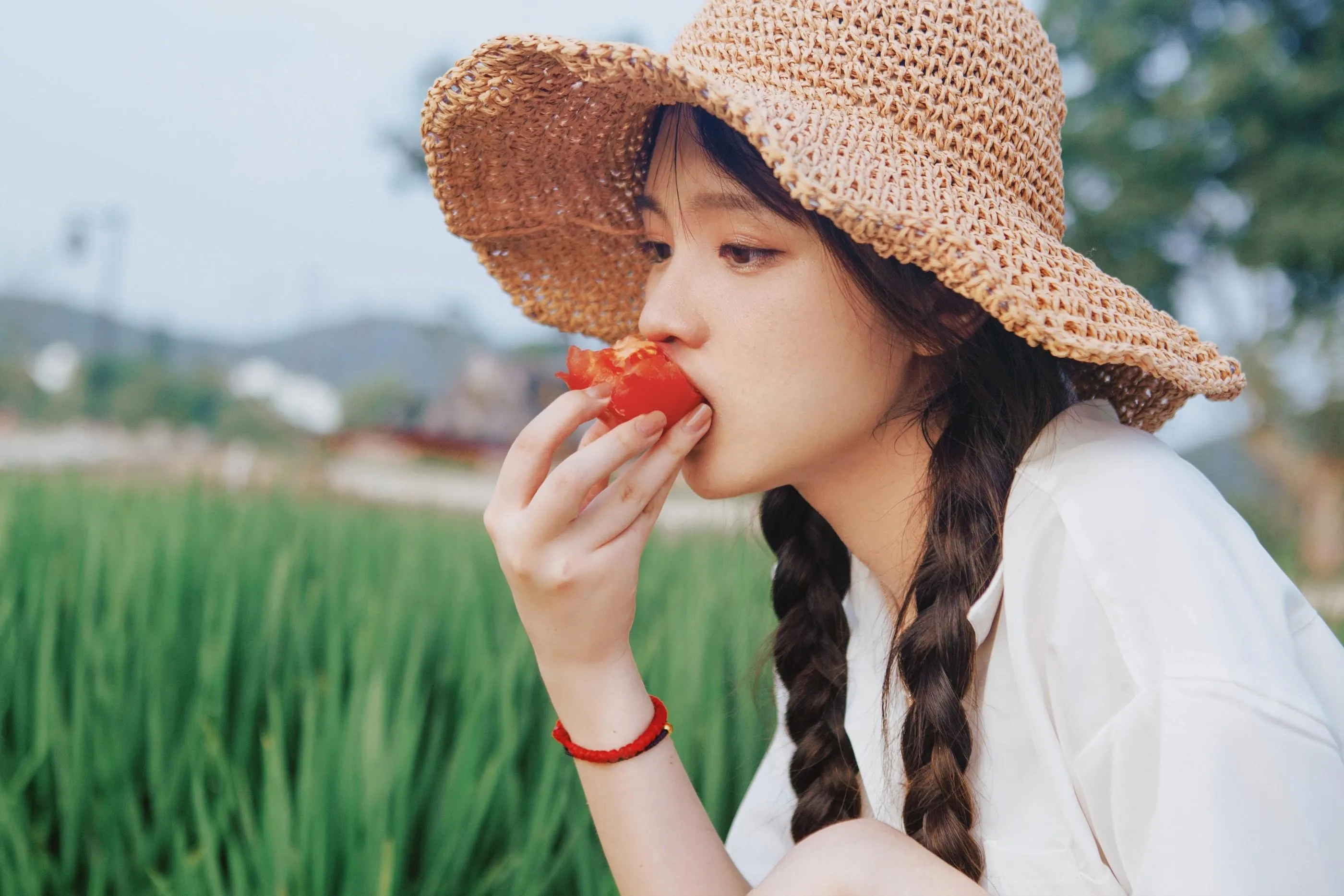 [YITUYU艺图语]2021.06.28 小森林.秋夏 小花花花花圈 [28P]插图3